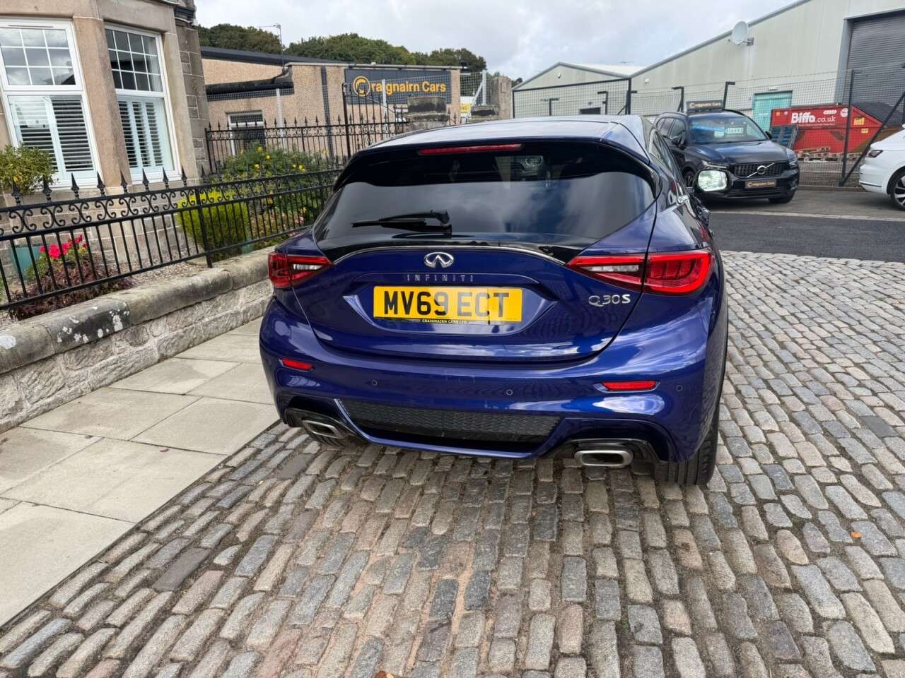 2019 INFINITI Q30 2019 INFINITI Q30
