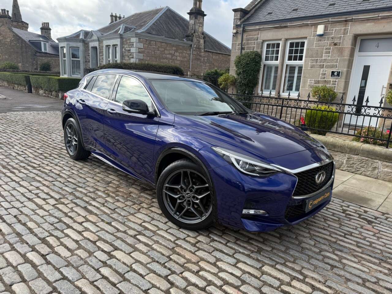 A 2019 INFINITI Q30 1.6T Sport Tech Hatchback 5dr Petrol DCT Euro 6 (s/s) (156 ps) A 2019 INFINITI Q30 1.6T Sport Tech Hatchback 5dr Petrol DCT Euro 6 (s/s) (156 ps)