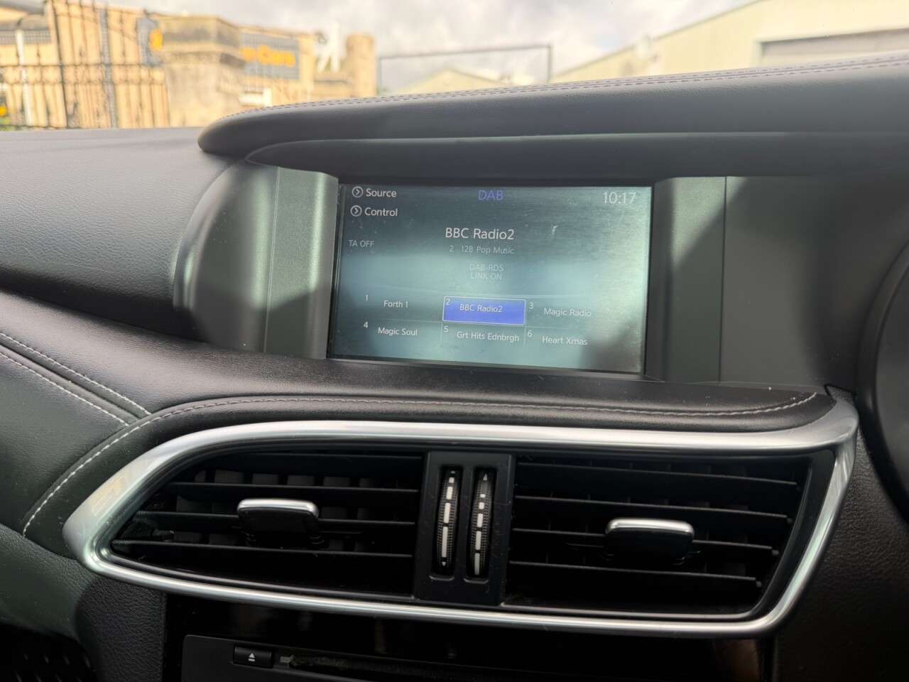 2019 INFINITI Q30 2019 INFINITI Q30