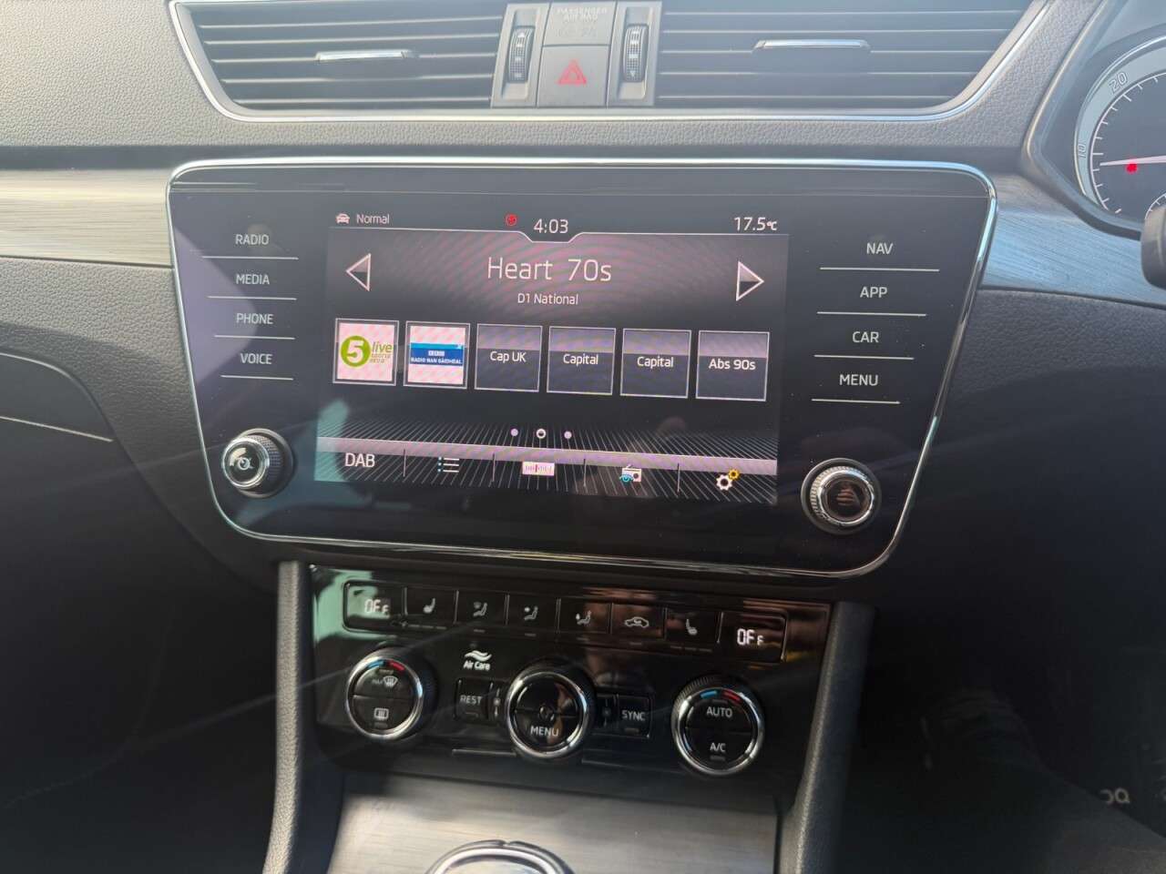 2020 SKODA SUPERB 2020 SKODA SUPERB