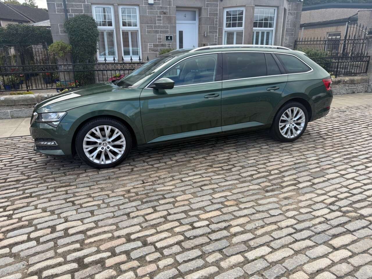 2020 SKODA SUPERB 2020 SKODA SUPERB
