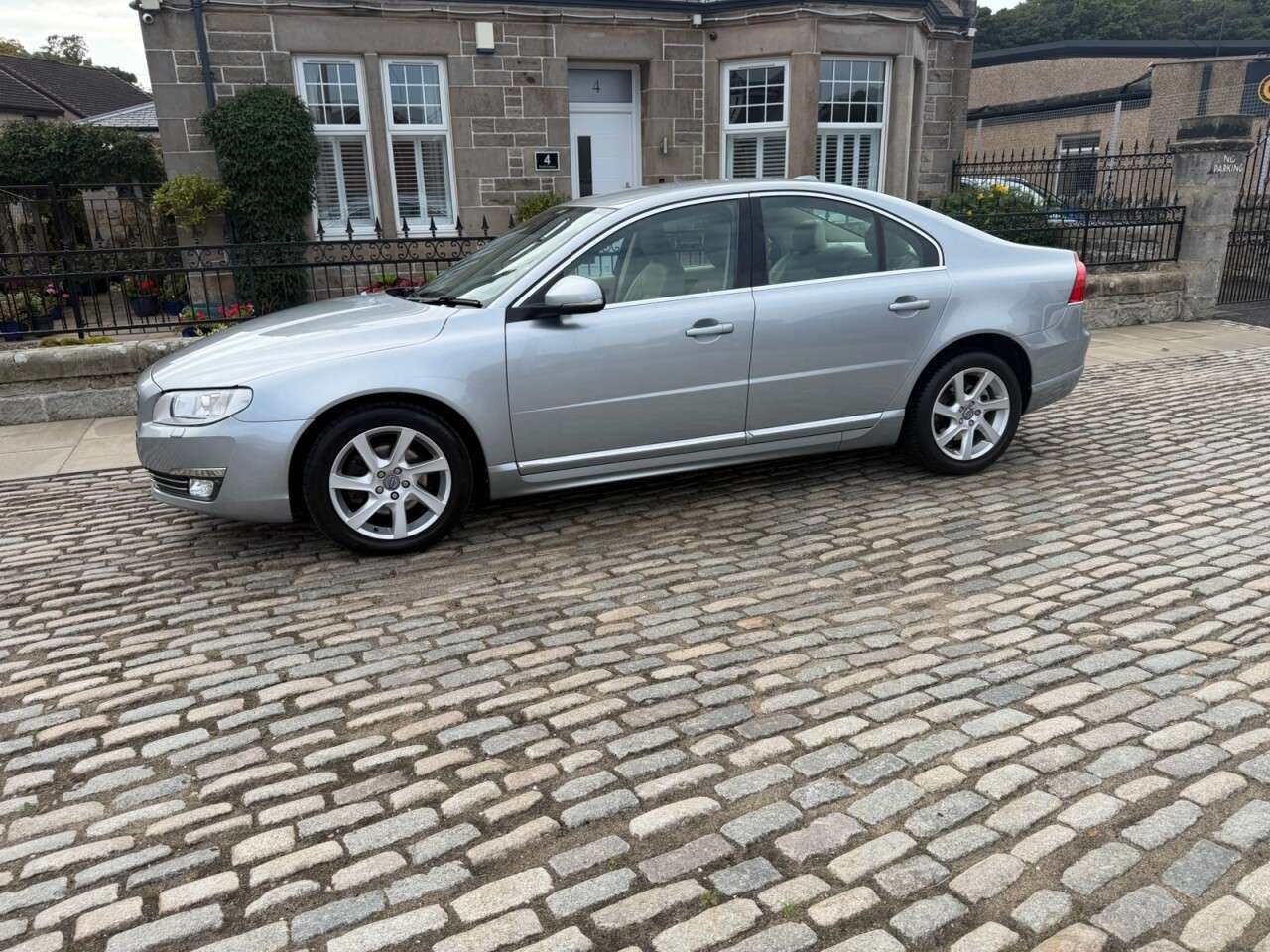 2014 VOLVO S80 2014 VOLVO S80