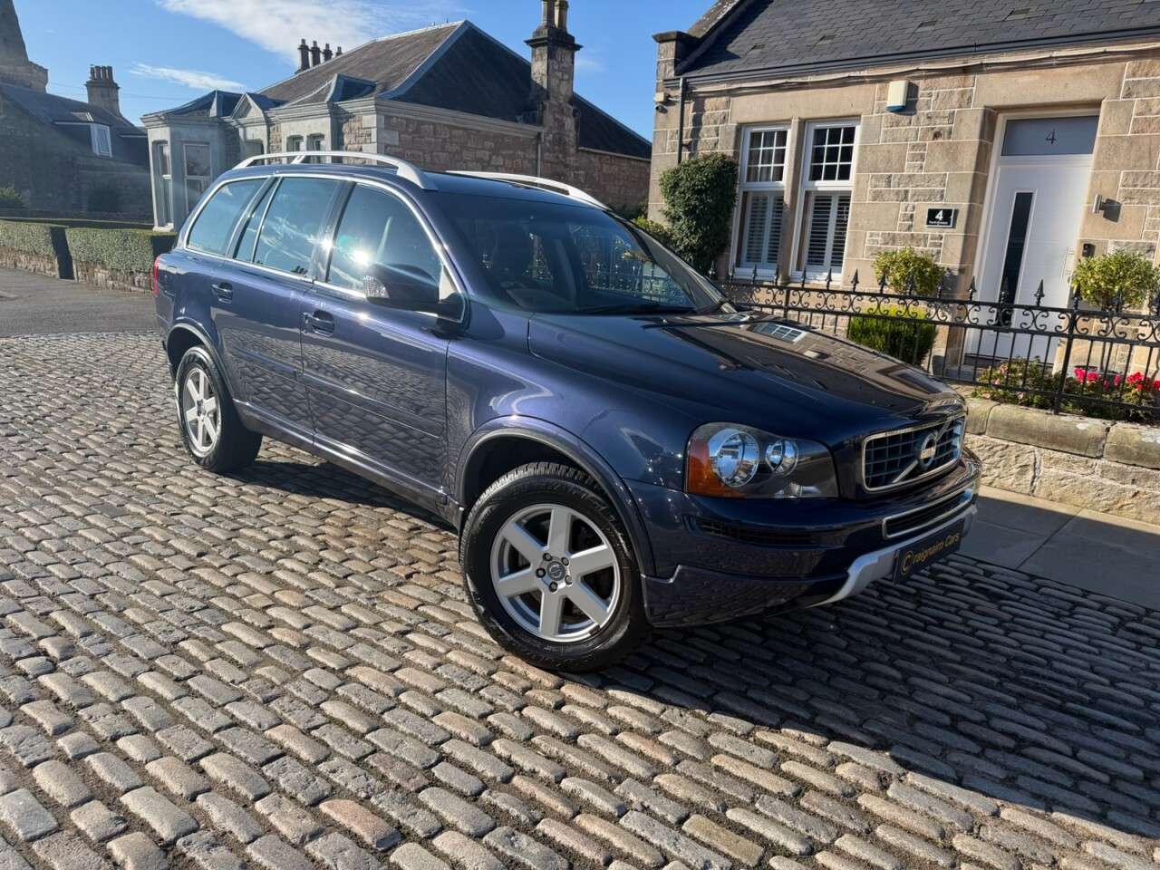 A 2012 VOLVO XC90 2.4 D5 ES SUV 5dr Diesel Geartronic 4WD Euro 5 (200 ps) A 2012 VOLVO XC90 2.4 D5 ES SUV 5dr Diesel Geartronic 4WD Euro 5 (200 ps)