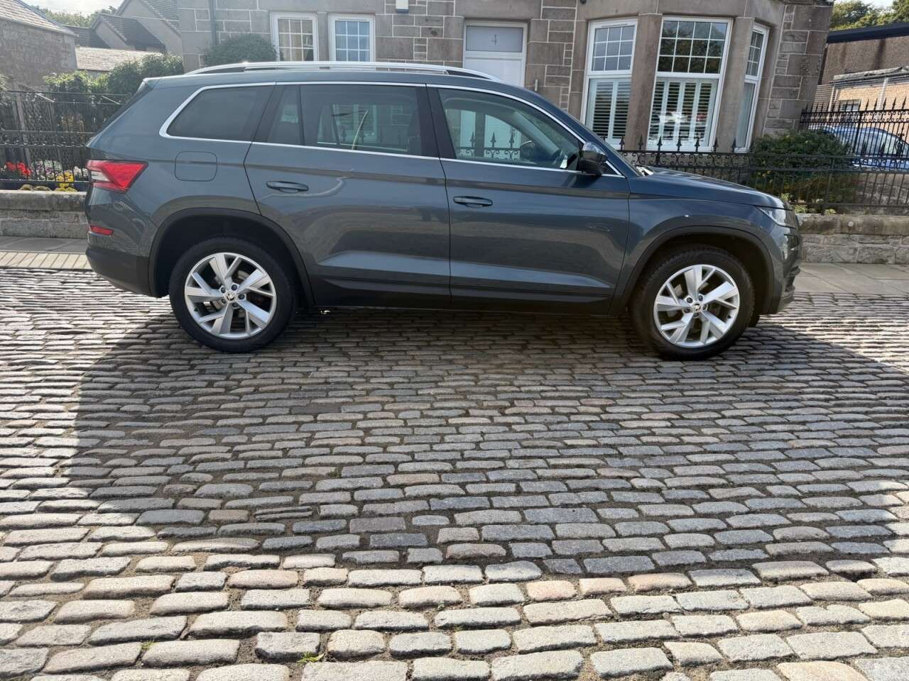 A 2019 SKODA KODIAQ 1.5 TSI ACT Edition SUV 5dr Petrol DSG Euro 6 (s/s) (7 Seat) (150 ps) A 2019 SKODA KODIAQ 1.5 TSI ACT Edition SUV 5dr Petrol DSG Euro 6 (s/s) (7 Seat) (150 ps)