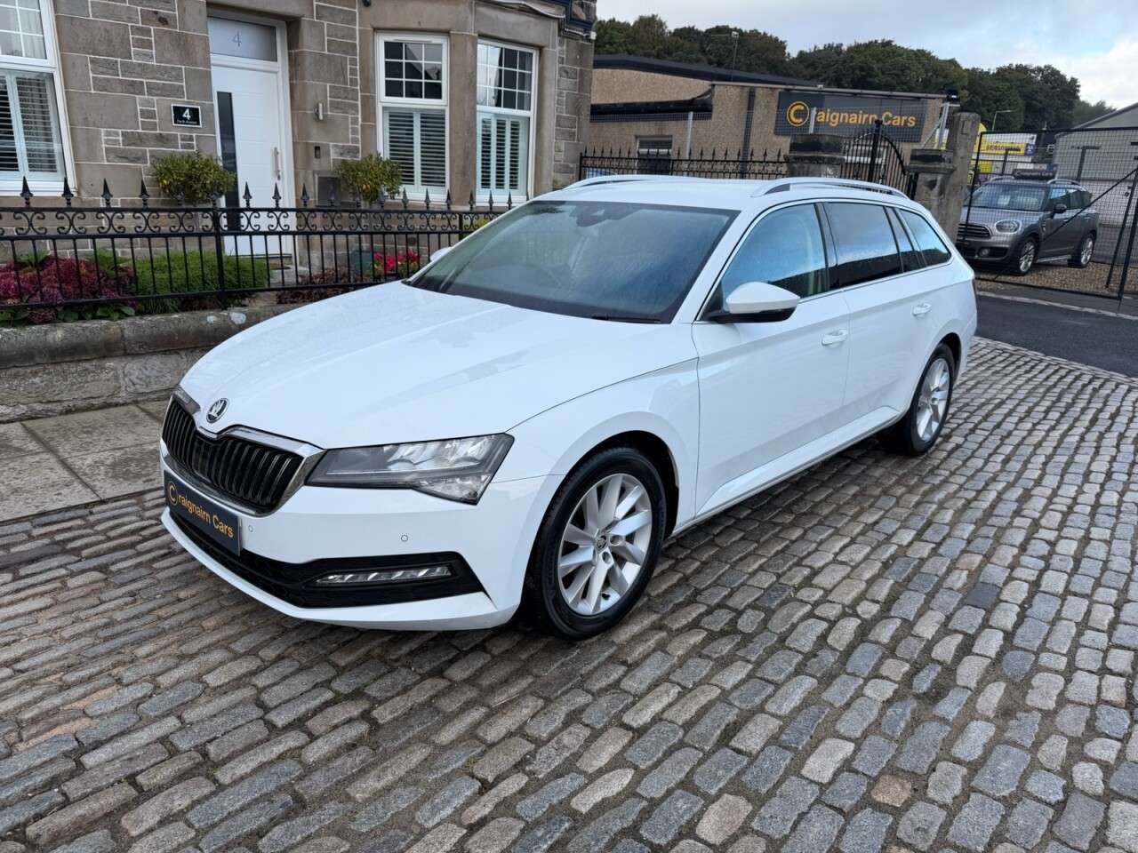 A 2021 SKODA SUPERB 1.5 TSI ACT SE Technology Estate 5dr Petrol Manual Euro 6 (s/s) (150 ps) A 2021 SKODA SUPERB 1.5 TSI ACT SE Technology Estate 5dr Petrol Manual Euro 6 (s/s) (150 ps)