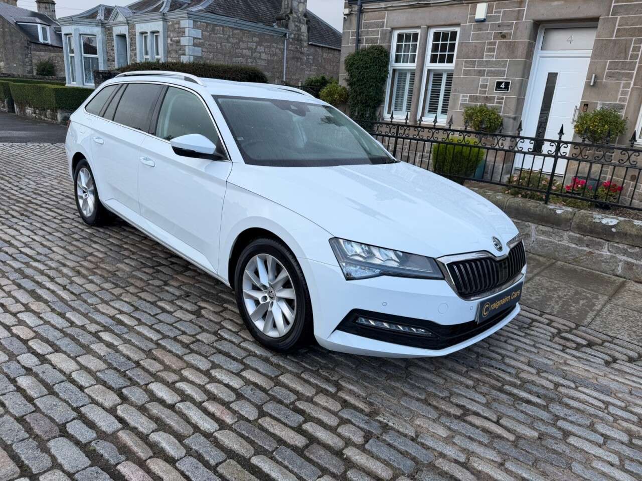 A 2021 SKODA SUPERB 1.5 TSI ACT SE Technology Estate 5dr Petrol Manual Euro 6 (s/s) (150 ps) A 2021 SKODA SUPERB 1.5 TSI ACT SE Technology Estate 5dr Petrol Manual Euro 6 (s/s) (150 ps)