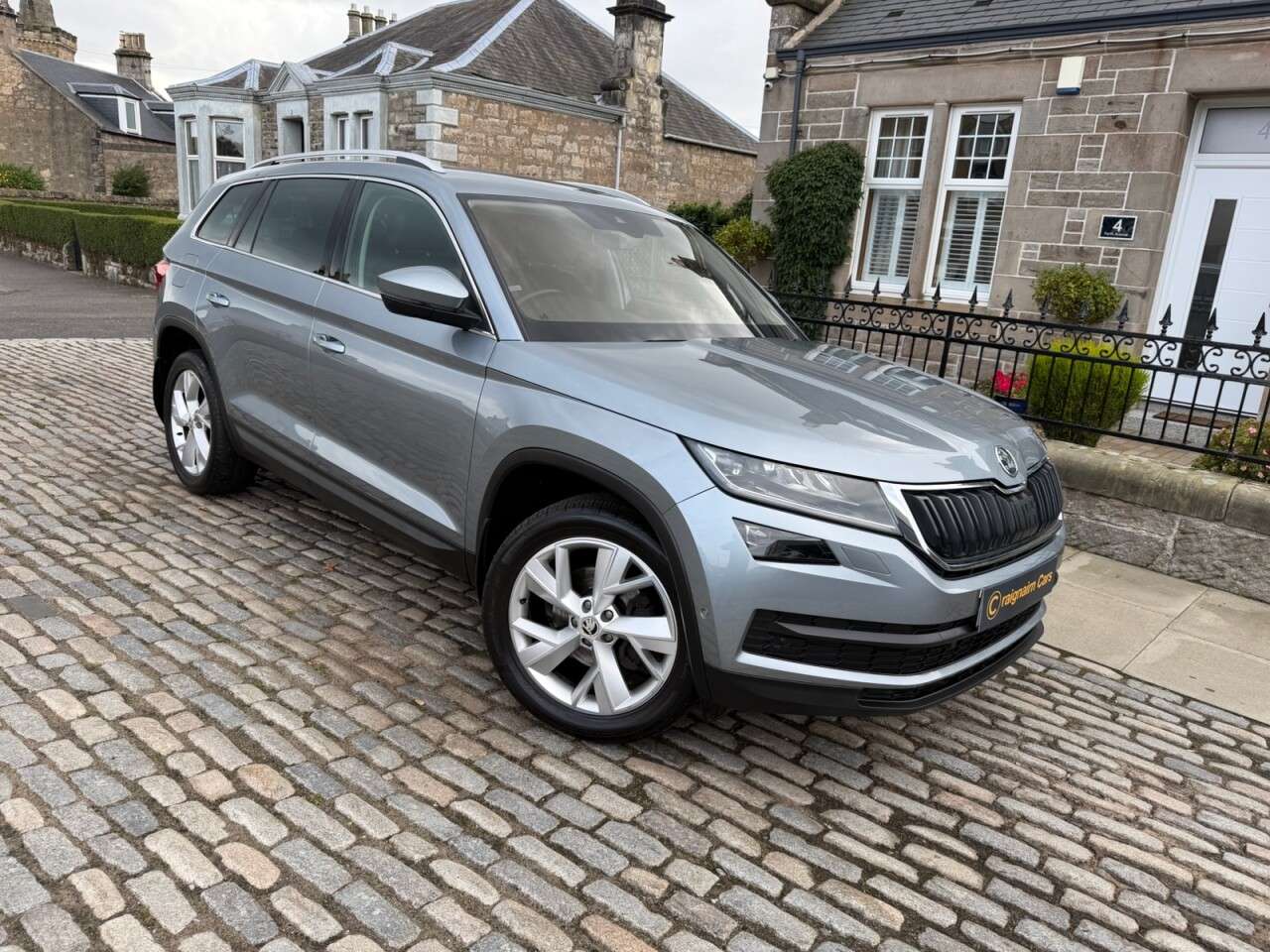 A 2017 SKODA KODIAQ 1.4 TSI ACT SE L SUV 5dr Petrol Manual 4WD Euro 6 (s/s) (7 Seat) (150 ps) A 2017 SKODA KODIAQ 1.4 TSI ACT SE L SUV 5dr Petrol Manual 4WD Euro 6 (s/s) (7 Seat) (150 ps)