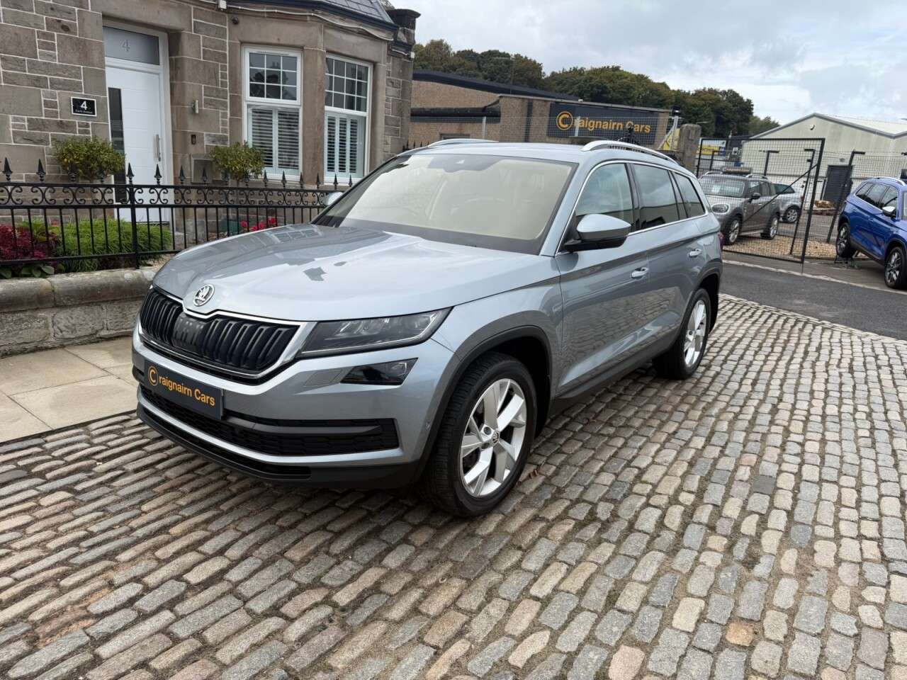 A 2017 SKODA KODIAQ 1.4 TSI ACT SE L SUV 5dr Petrol Manual 4WD Euro 6 (s/s) (7 Seat) (150 ps) A 2017 SKODA KODIAQ 1.4 TSI ACT SE L SUV 5dr Petrol Manual 4WD Euro 6 (s/s) (7 Seat) (150 ps)
