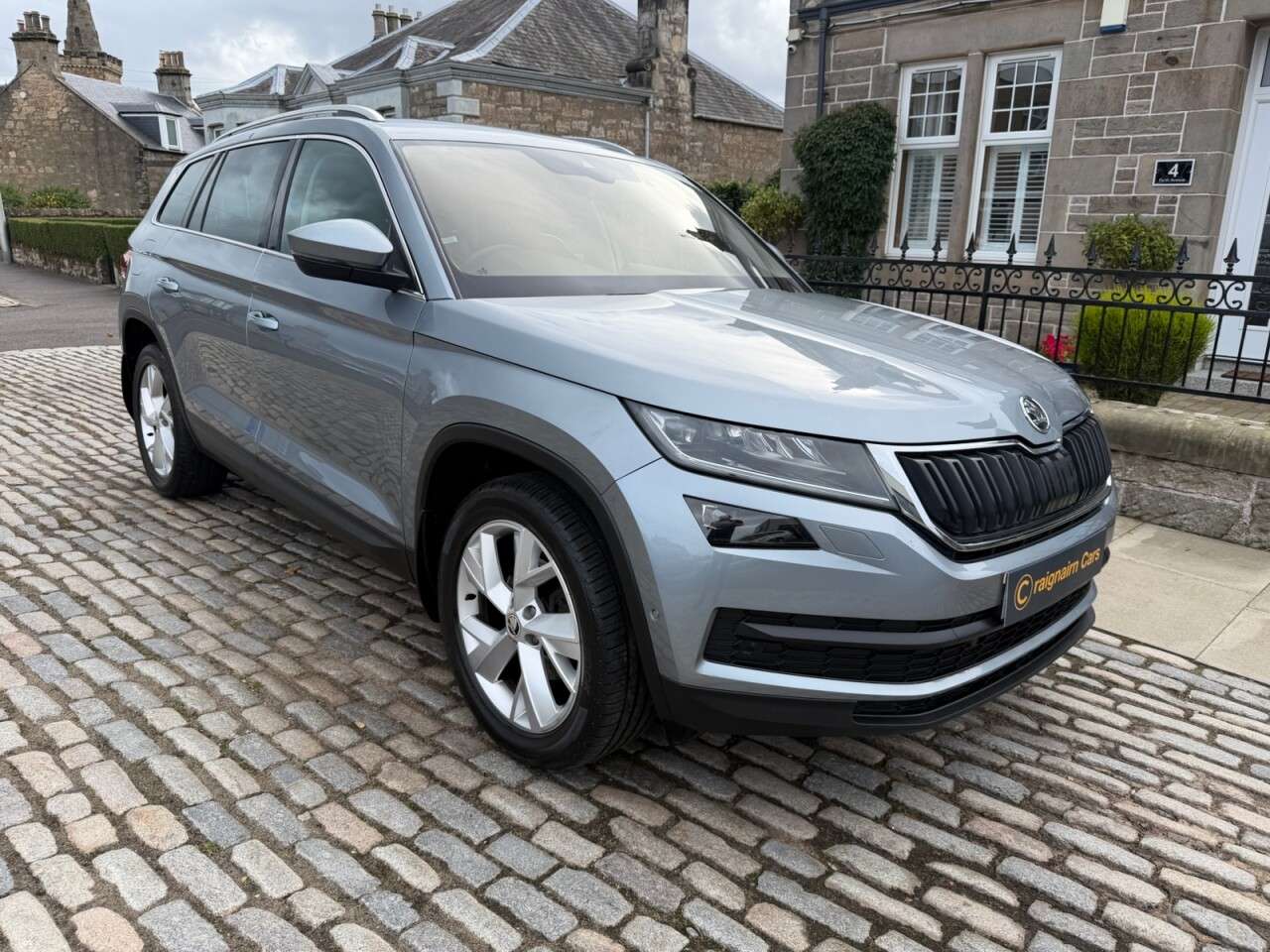 A 2017 SKODA KODIAQ 1.4 TSI ACT SE L SUV 5dr Petrol Manual 4WD Euro 6 (s/s) (7 Seat) (150 ps) A 2017 SKODA KODIAQ 1.4 TSI ACT SE L SUV 5dr Petrol Manual 4WD Euro 6 (s/s) (7 Seat) (150 ps)