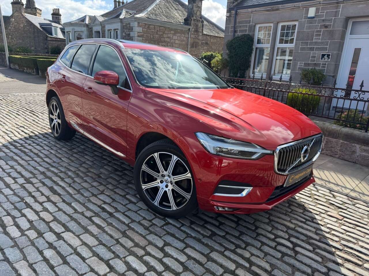 A 2019 VOLVO XC60 2.0 D5 PowerPulse Inscription Pro SUV 5dr Diesel Auto AWD Euro 6 (s/s) (235 A 2019 VOLVO XC60 2.0 D5 PowerPulse Inscription Pro SUV 5dr Diesel Auto AWD Euro 6 (s/s) (235