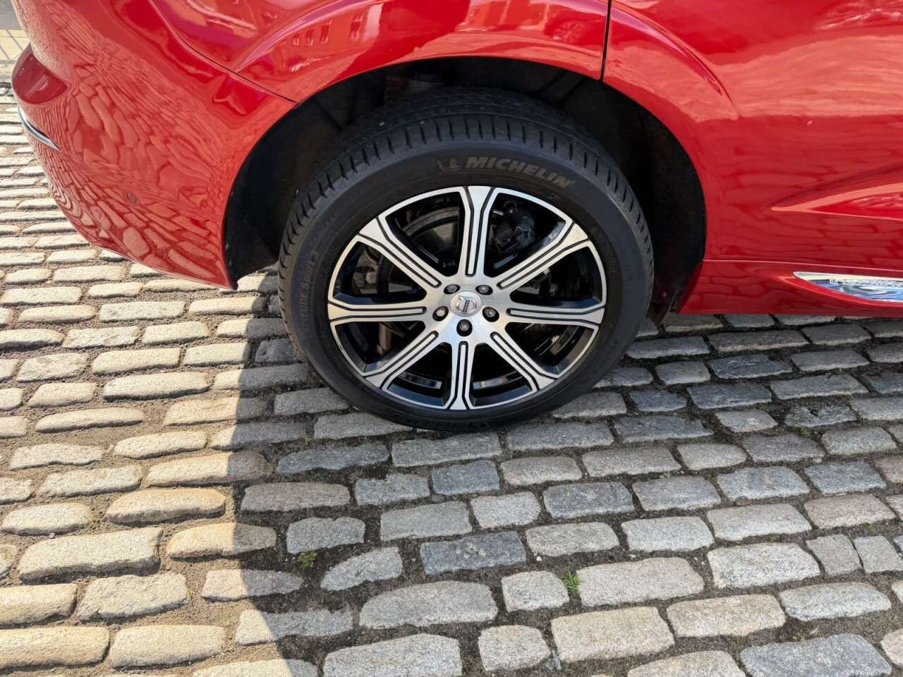 2019 VOLVO XC60 2019 VOLVO XC60