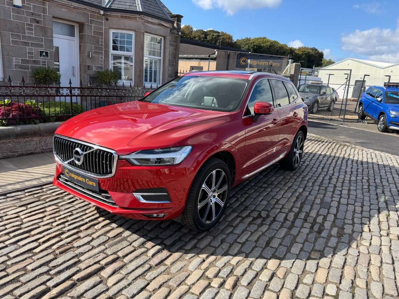 A 2019 VOLVO XC60 2.0 D5 PowerPulse Inscription Pro SUV 5dr Diesel Auto AWD Euro 6 (s/s) (235 A 2019 VOLVO XC60 2.0 D5 PowerPulse Inscription Pro SUV 5dr Diesel Auto AWD Euro 6 (s/s) (235