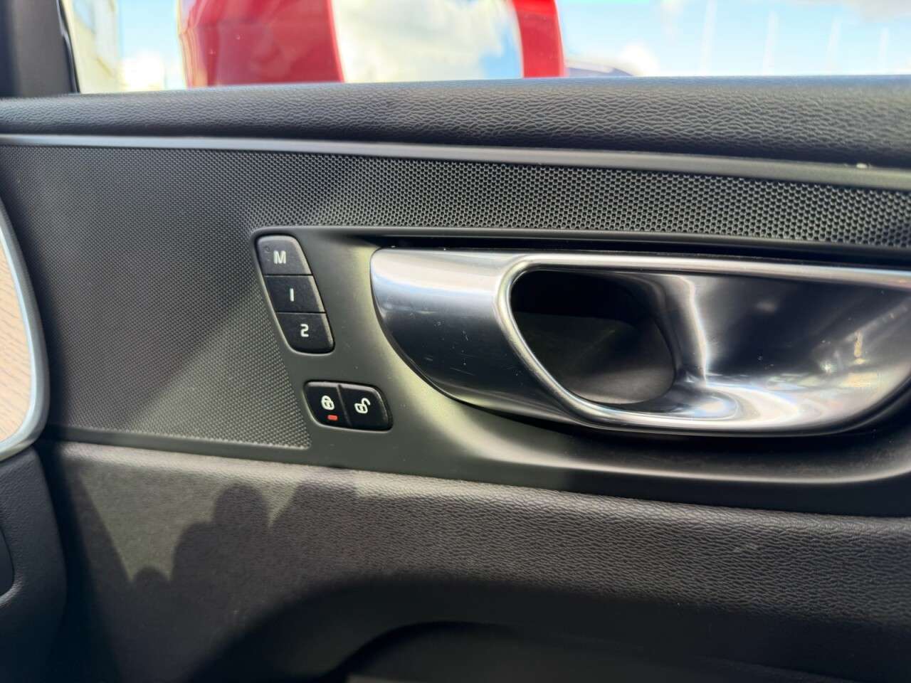2019 VOLVO XC60 2019 VOLVO XC60