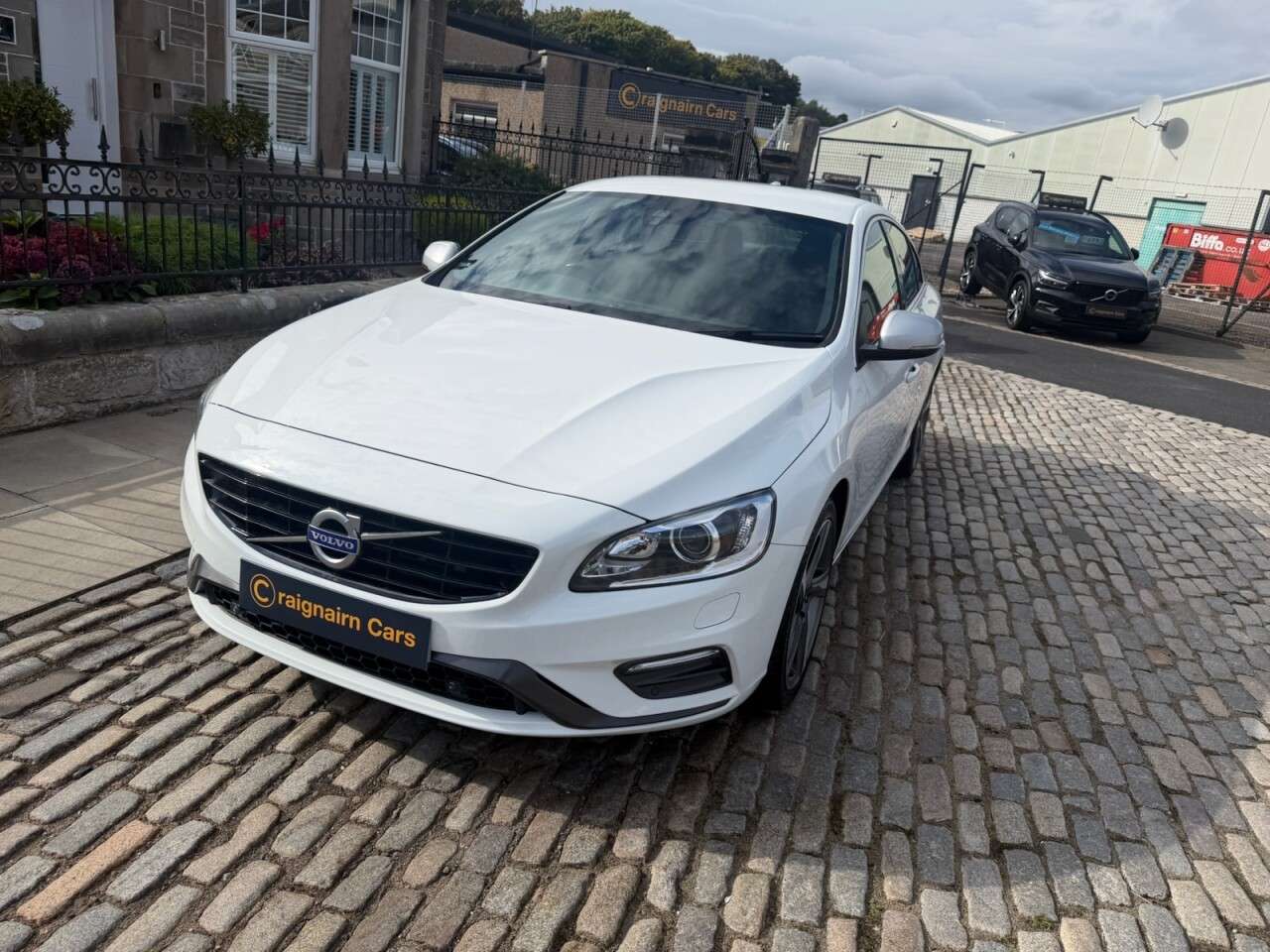 2015 VOLVO S60 2015 VOLVO S60