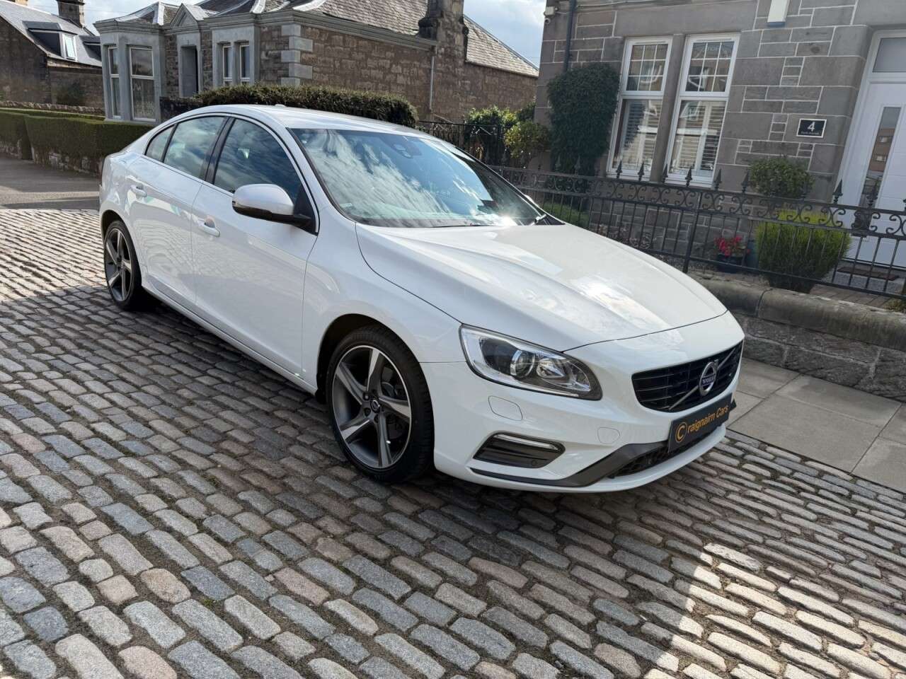 2015 VOLVO S60 2015 VOLVO S60