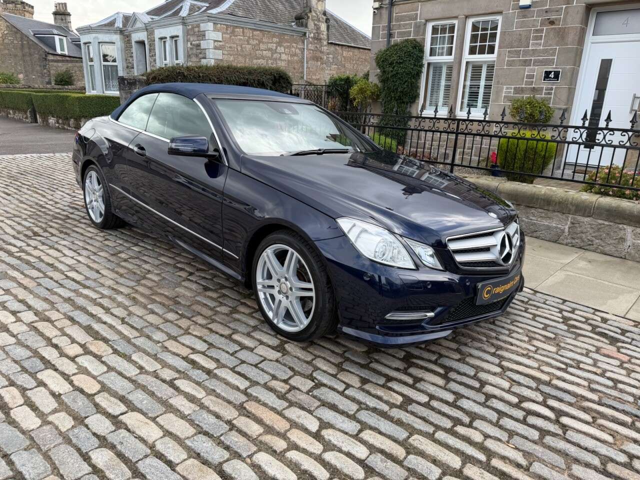 A 2013 MERCEDES-BENZ E CLASS 2.1 E220 CDI BlueEfficiency Sport Cabriolet 2dr Diesel G-Tronic+ Euro 5 (s/ A 2013 MERCEDES-BENZ E CLASS 2.1 E220 CDI BlueEfficiency Sport Cabriolet 2dr Diesel G-Tronic+ Euro 5 (s/