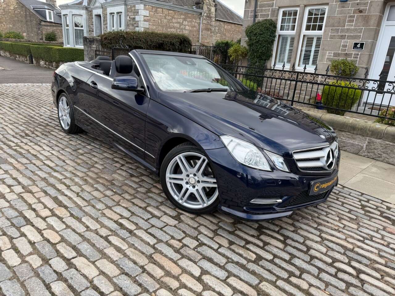 A 2013 MERCEDES-BENZ E CLASS 2.1 E220 CDI BlueEfficiency Sport Cabriolet 2dr Diesel G-Tronic+ Euro 5 (s/ A 2013 MERCEDES-BENZ E CLASS 2.1 E220 CDI BlueEfficiency Sport Cabriolet 2dr Diesel G-Tronic+ Euro 5 (s/