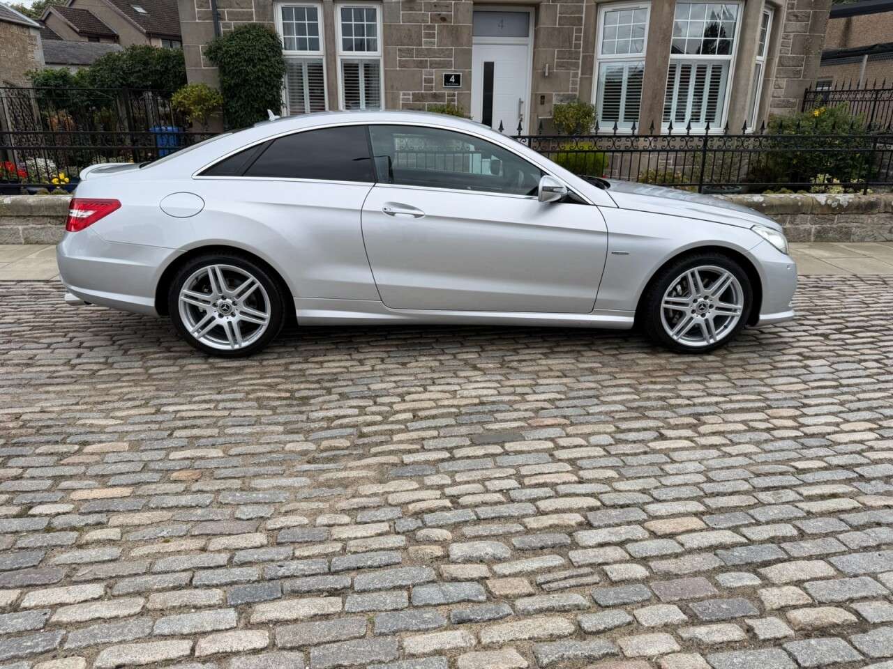 2009 MERCEDES-BENZ E CLASS 2009 MERCEDES-BENZ E CLASS