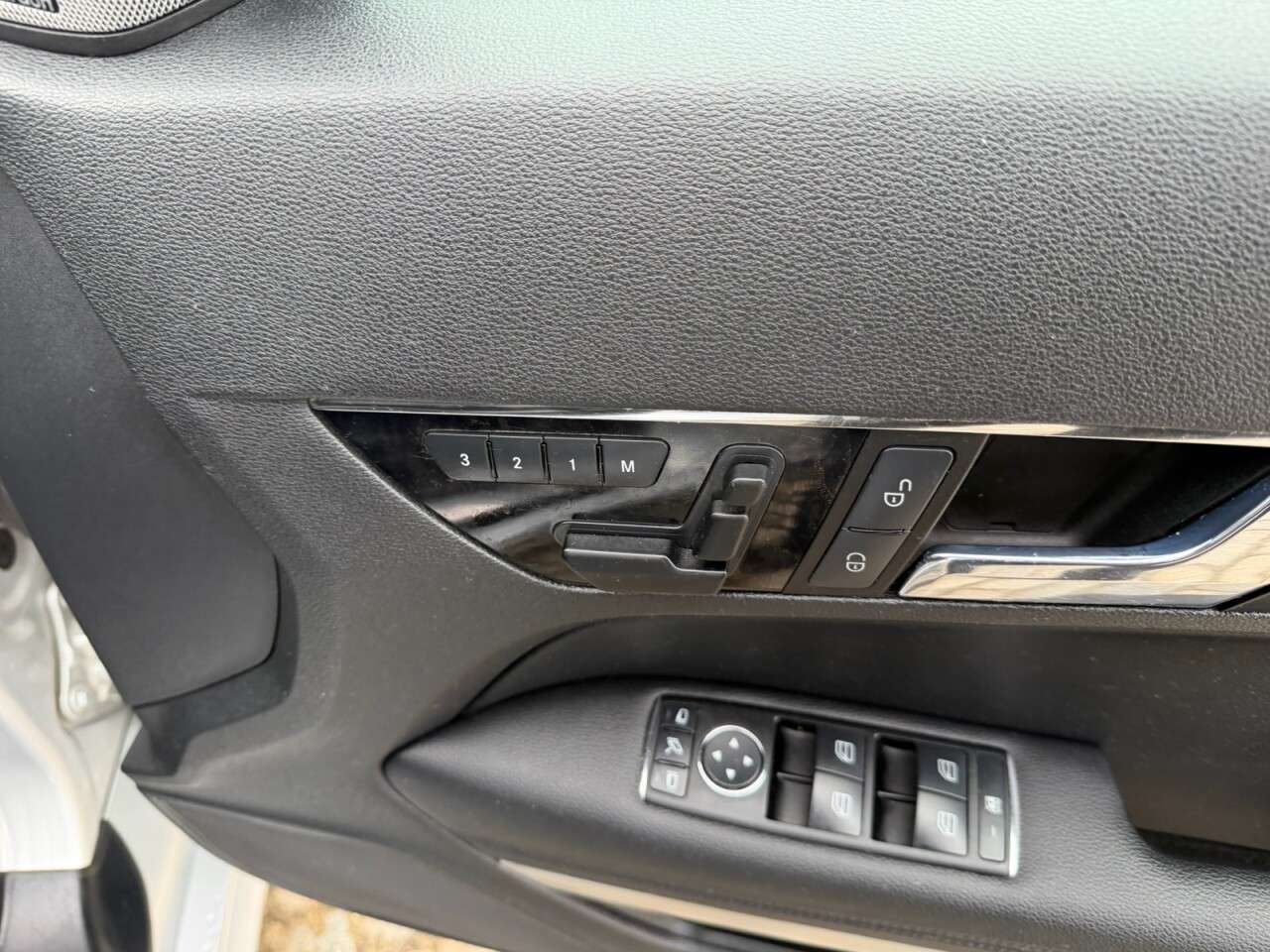2009 MERCEDES-BENZ E CLASS 2009 MERCEDES-BENZ E CLASS