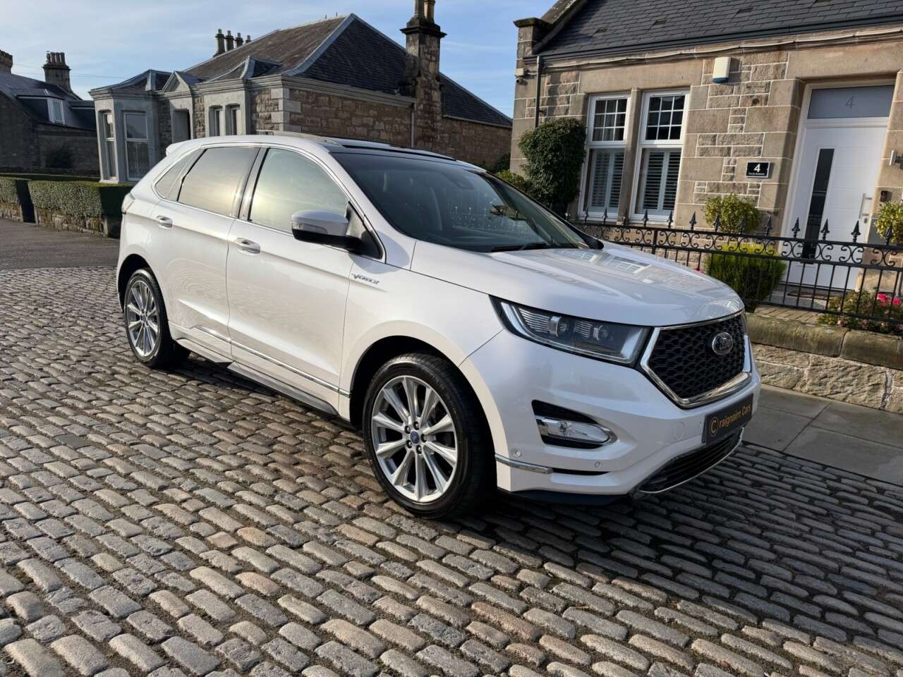 A 2017 FORD EDGE 2.0 TDCi Vignale SUV 5dr Diesel Powershift AWD Euro 6 (s/s) (210 ps) A 2017 FORD EDGE 2.0 TDCi Vignale SUV 5dr Diesel Powershift AWD Euro 6 (s/s) (210 ps)