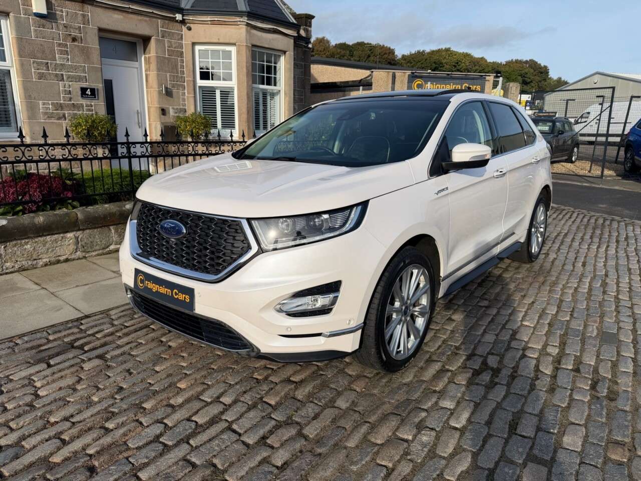 A 2017 FORD EDGE 2.0 TDCi Vignale SUV 5dr Diesel Powershift AWD Euro 6 (s/s) (210 ps) A 2017 FORD EDGE 2.0 TDCi Vignale SUV 5dr Diesel Powershift AWD Euro 6 (s/s) (210 ps)