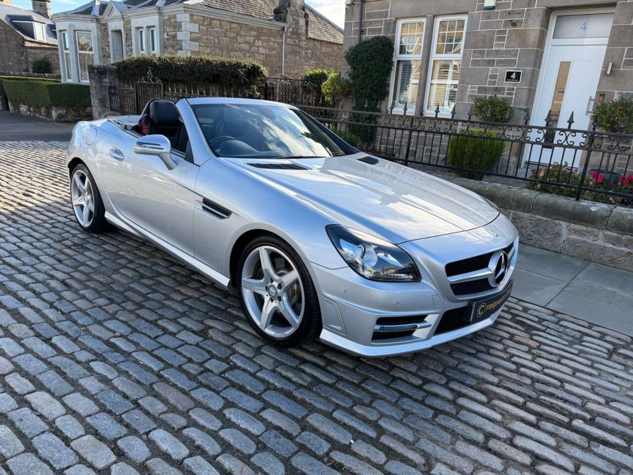 A 2014 MERCEDES-BENZ SLK 2.1 SLK250 CDI AMG Sport Convertible 2dr Diesel G-Tronic+ Euro 5 (s/s) (204 A 2014 MERCEDES-BENZ SLK 2.1 SLK250 CDI AMG Sport Convertible 2dr Diesel G-Tronic+ Euro 5 (s/s) (204