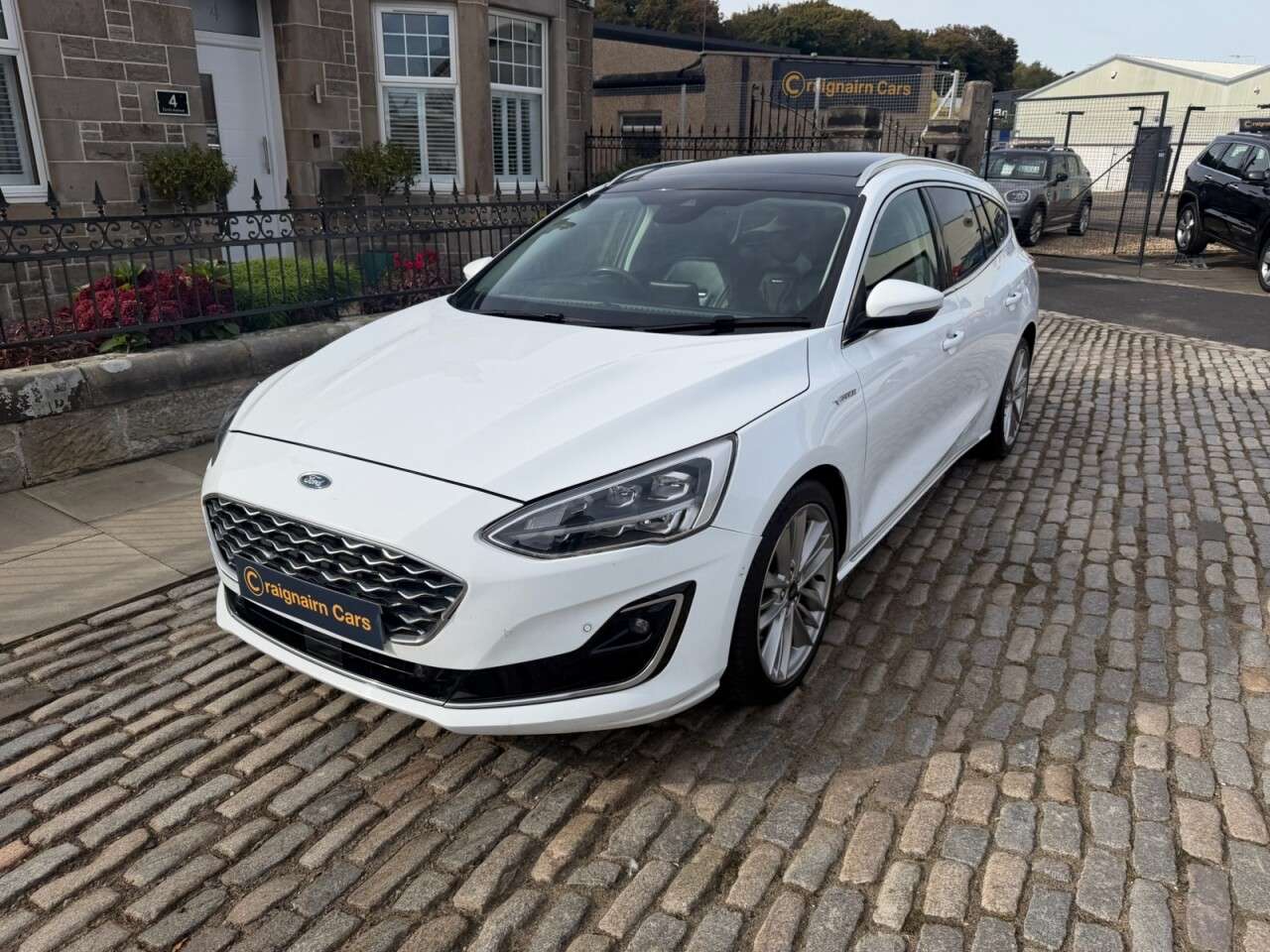 A 2019 FORD FOCUS 2.0 EcoBlue Vignale Estate 5dr Diesel Manual Euro 6 (s/s) (150 ps) A 2019 FORD FOCUS 2.0 EcoBlue Vignale Estate 5dr Diesel Manual Euro 6 (s/s) (150 ps)