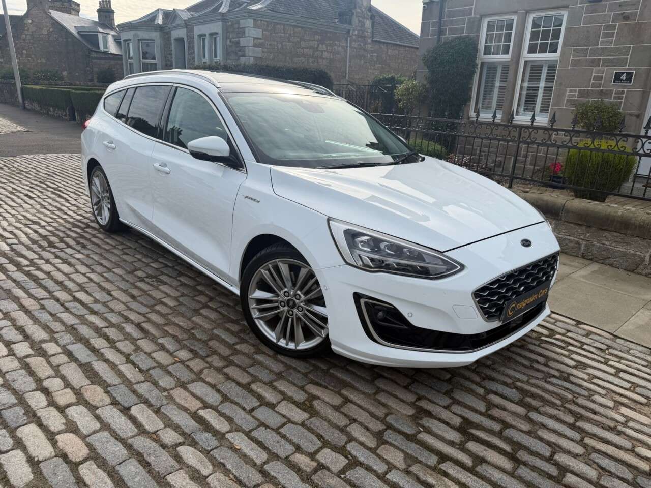 A 2019 FORD FOCUS 2.0 EcoBlue Vignale Estate 5dr Diesel Manual Euro 6 (s/s) (150 ps) A 2019 FORD FOCUS 2.0 EcoBlue Vignale Estate 5dr Diesel Manual Euro 6 (s/s) (150 ps)