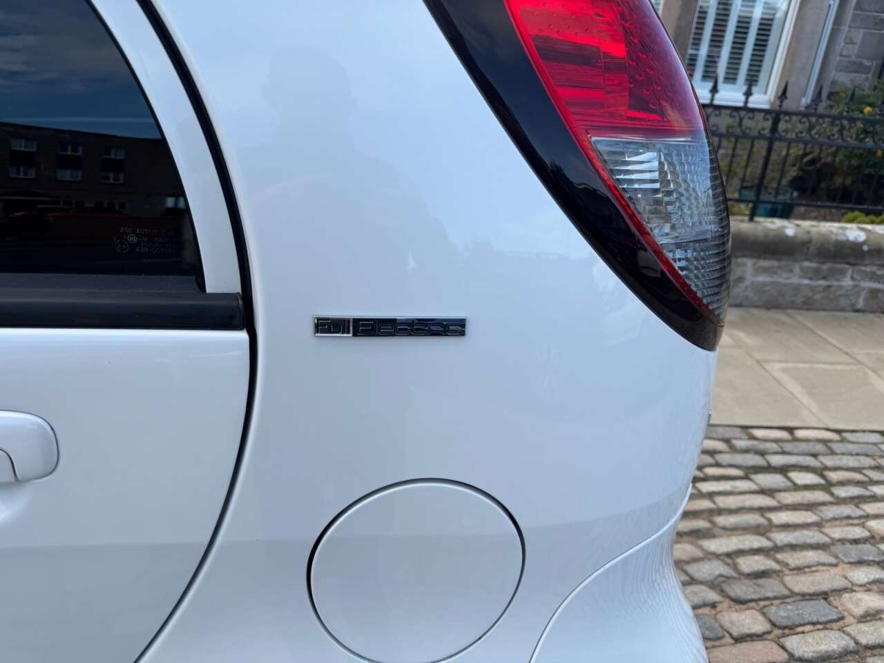 2016 PEUGEOT ION 2016 PEUGEOT ION