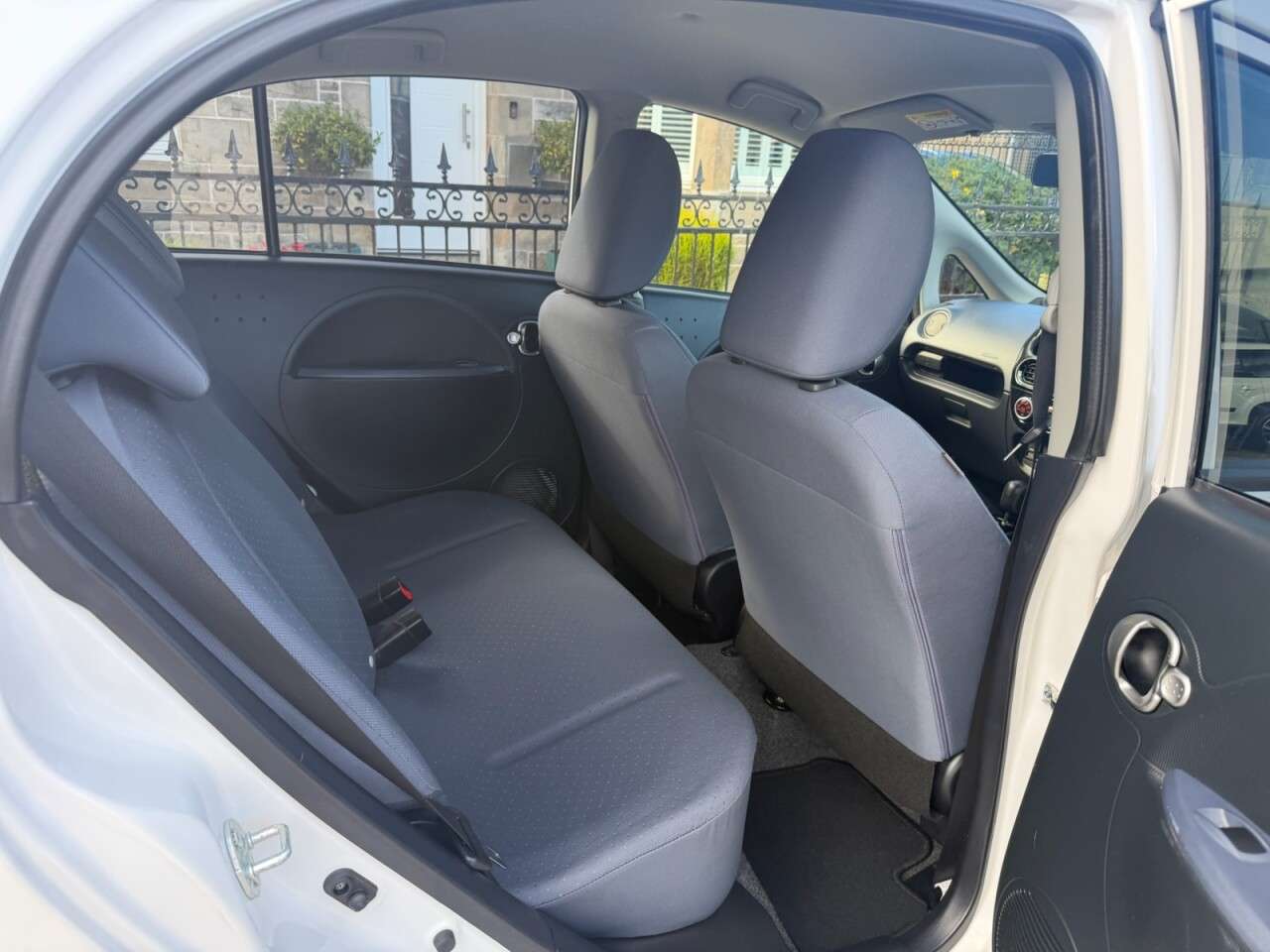 2016 PEUGEOT ION 2016 PEUGEOT ION