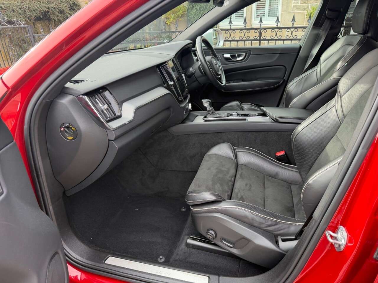 2019 VOLVO XC60 2019 VOLVO XC60