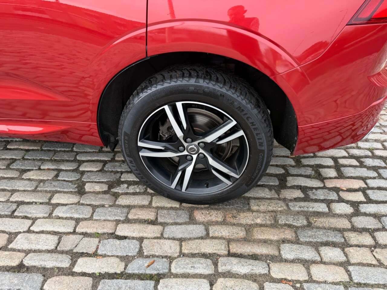 2019 VOLVO XC60 2019 VOLVO XC60