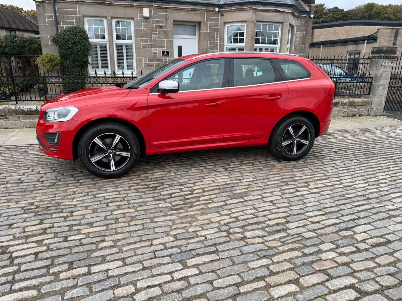 2016 VOLVO XC60 2016 VOLVO XC60