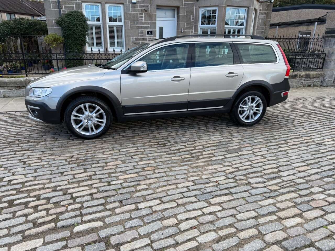 2015 VOLVO XC70 2015 VOLVO XC70