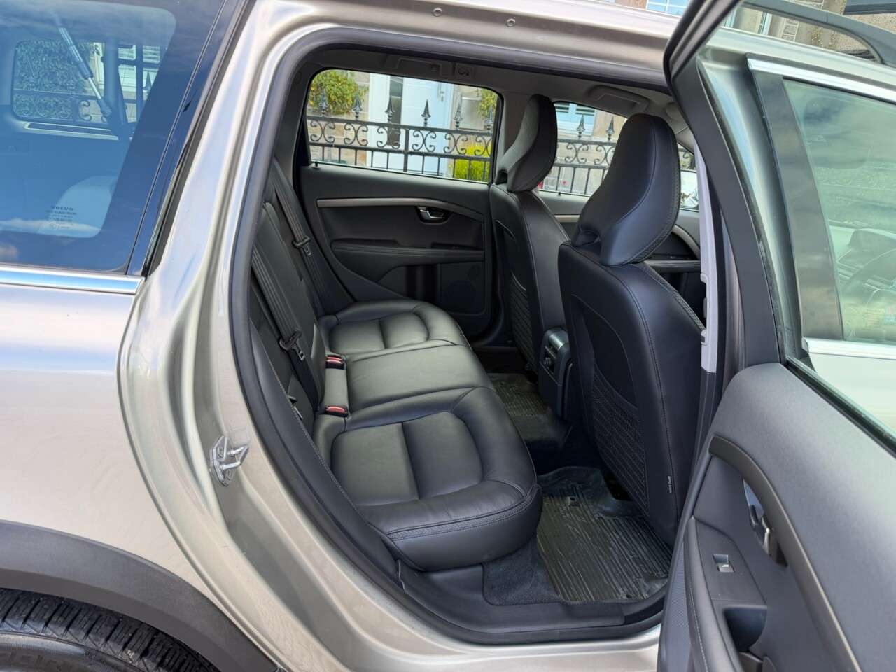 2015 VOLVO XC70 2015 VOLVO XC70