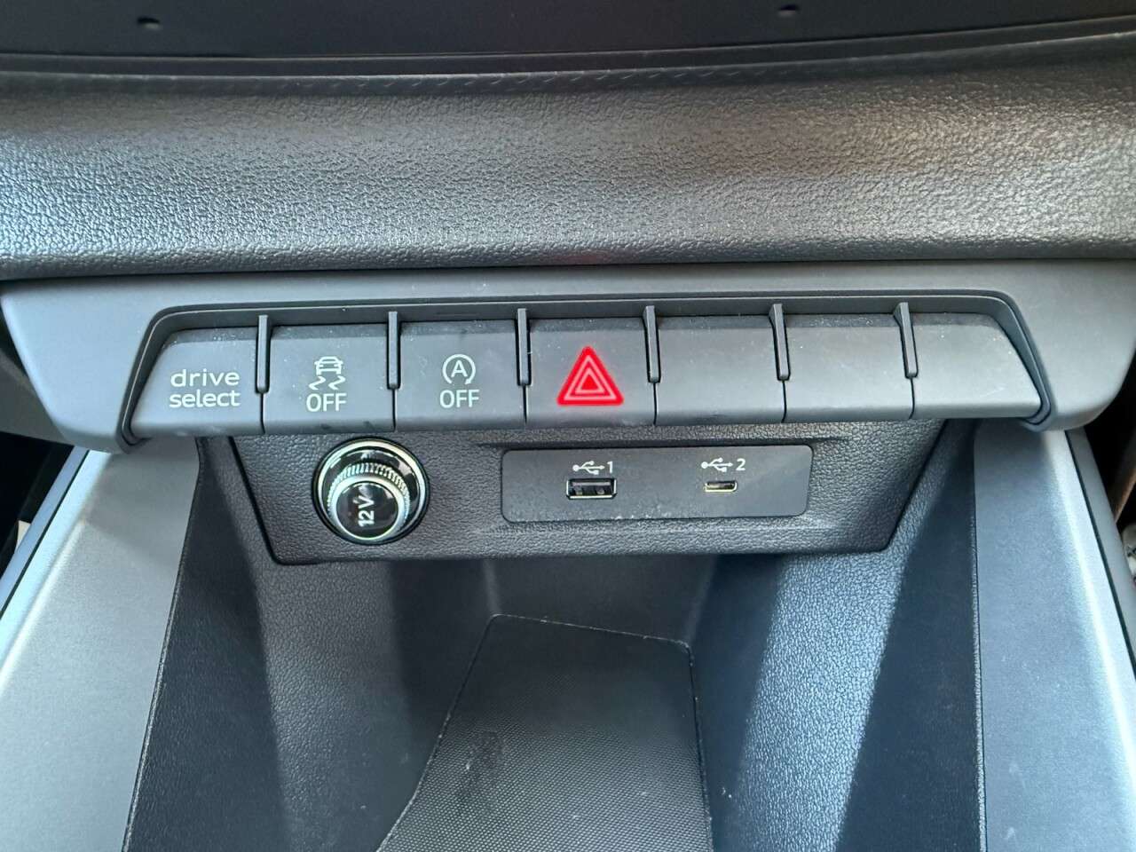 2020 AUDI A1 2020 AUDI A1