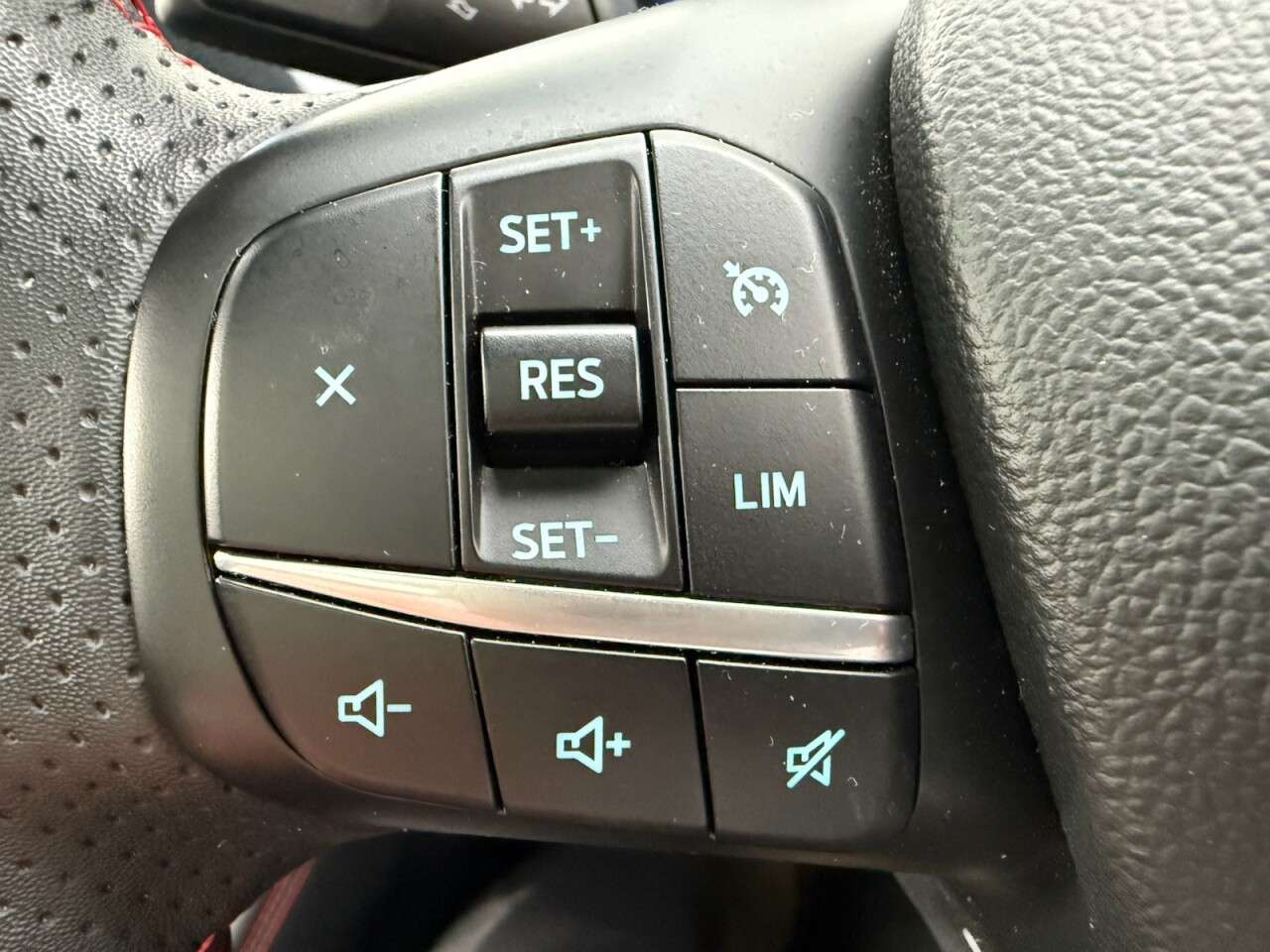 2023 FORD KUGA 2023 FORD KUGA