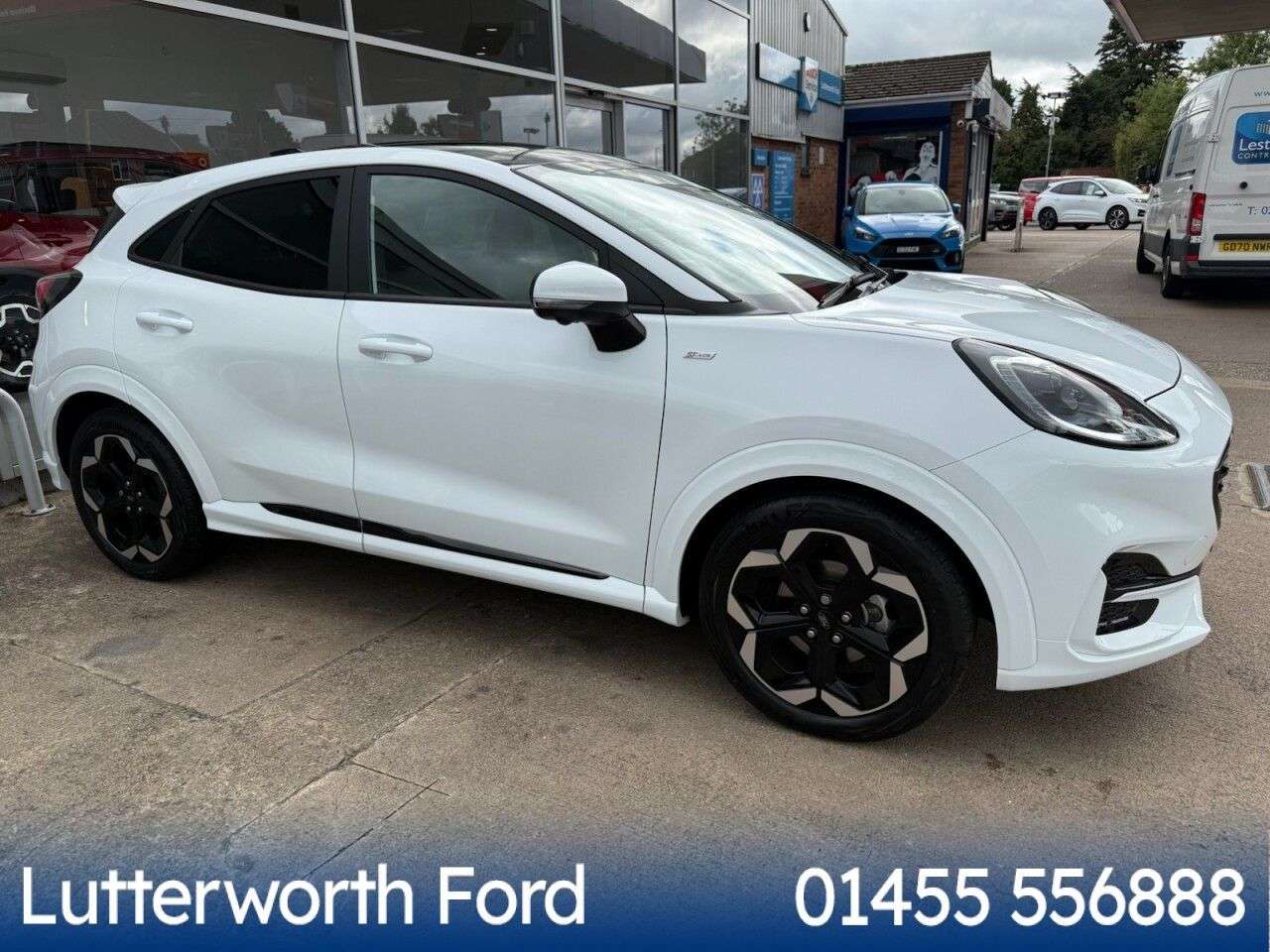 A 2024 FORD PUMA 1.0T EcoBoost MHEV ST-Line X SUV 5dr Petrol Hybrid Manual Euro 6 (s/s) (125 A 2024 FORD PUMA 1.0T EcoBoost MHEV ST-Line X SUV 5dr Petrol Hybrid Manual Euro 6 (s/s) (125