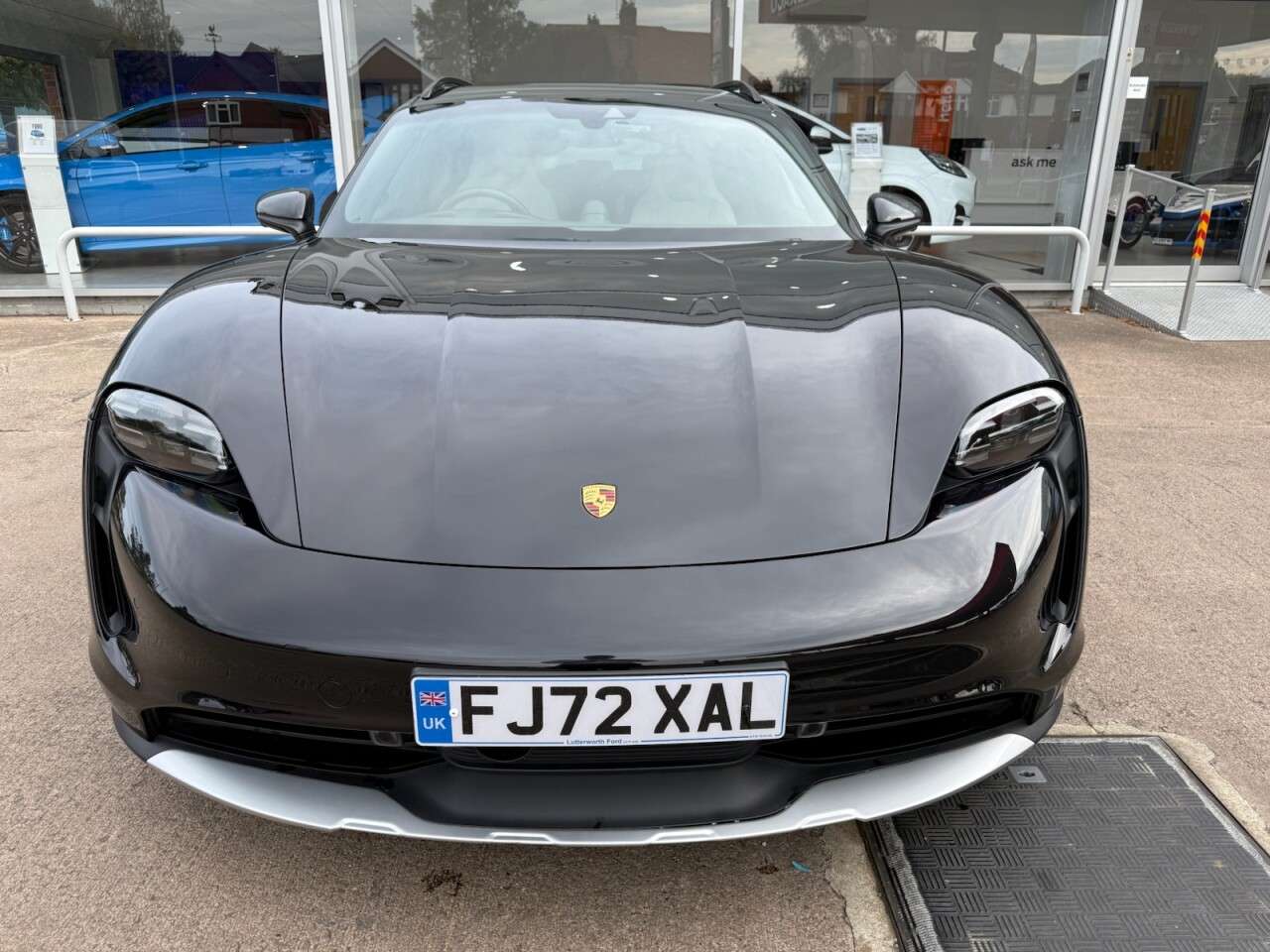 2022 PORSCHE TAYCAN 2022 PORSCHE TAYCAN