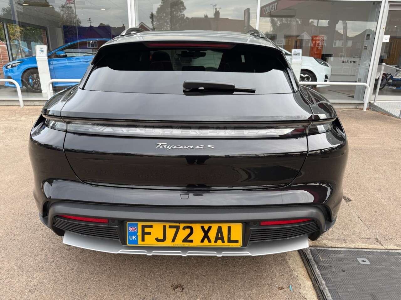 2022 PORSCHE TAYCAN 2022 PORSCHE TAYCAN