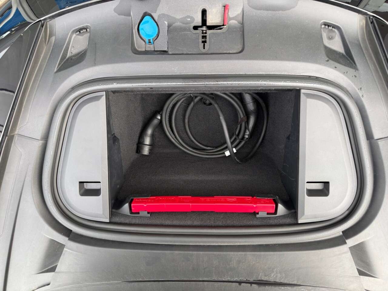 2022 PORSCHE TAYCAN 2022 PORSCHE TAYCAN