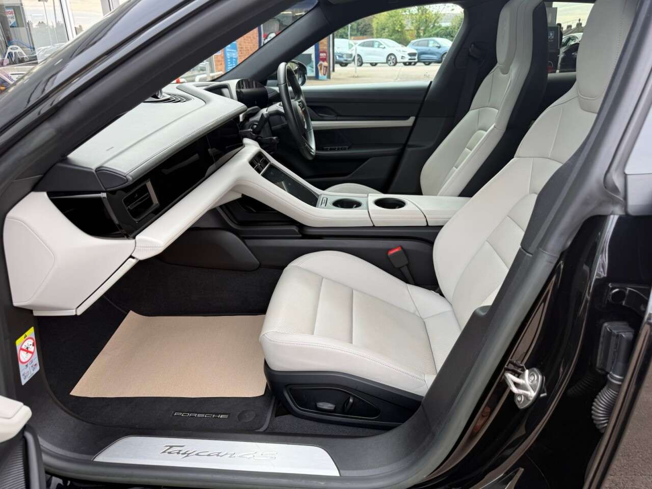 2022 PORSCHE TAYCAN 2022 PORSCHE TAYCAN