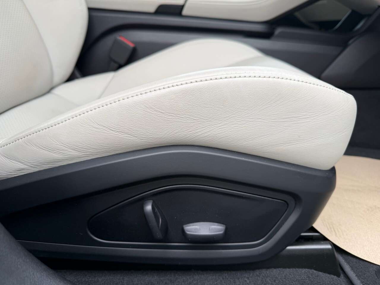 2022 PORSCHE TAYCAN 2022 PORSCHE TAYCAN