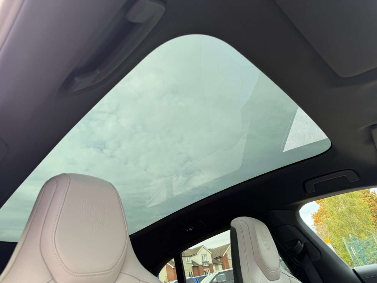 2022 PORSCHE TAYCAN 2022 PORSCHE TAYCAN