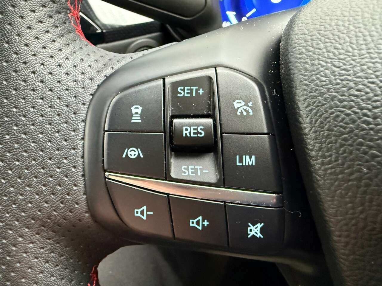 2023 FORD KUGA 2023 FORD KUGA