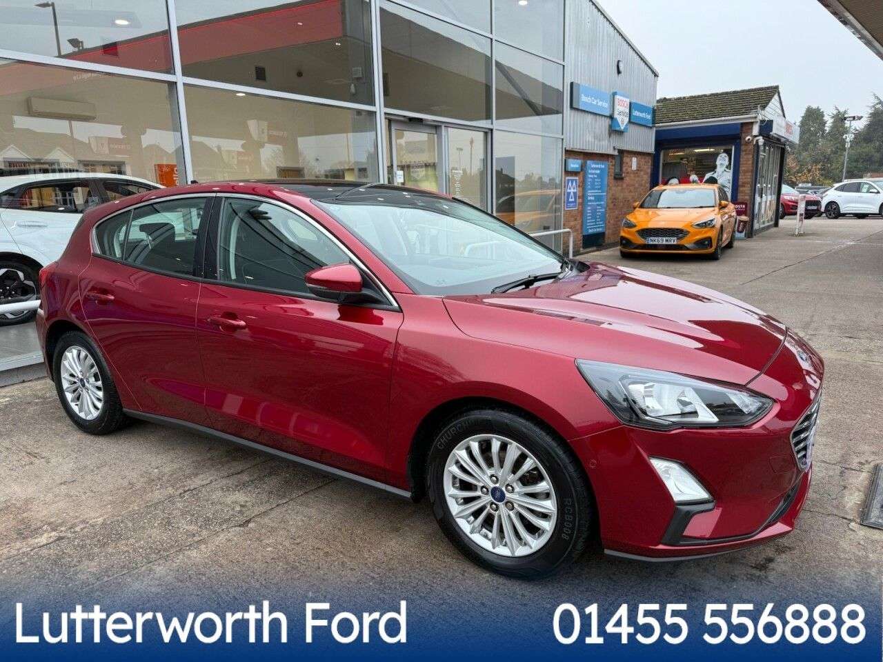 A 2019 FORD FOCUS 1.0T EcoBoost Titanium Hatchback 5dr Petrol Manual Euro 6 (s/s) (125 ps) A 2019 FORD FOCUS 1.0T EcoBoost Titanium Hatchback 5dr Petrol Manual Euro 6 (s/s) (125 ps)
