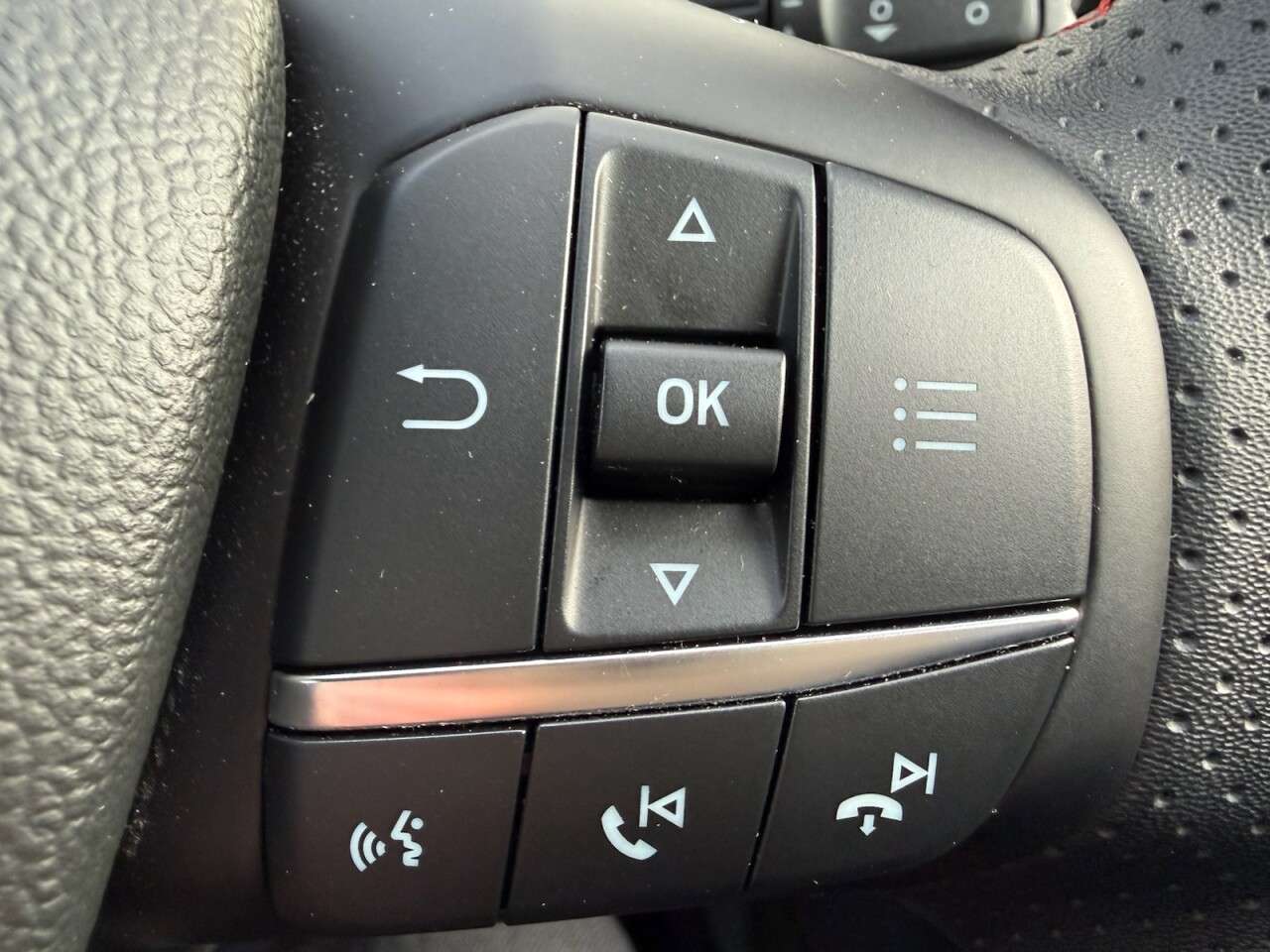 2024 FORD FOCUS 2024 FORD FOCUS