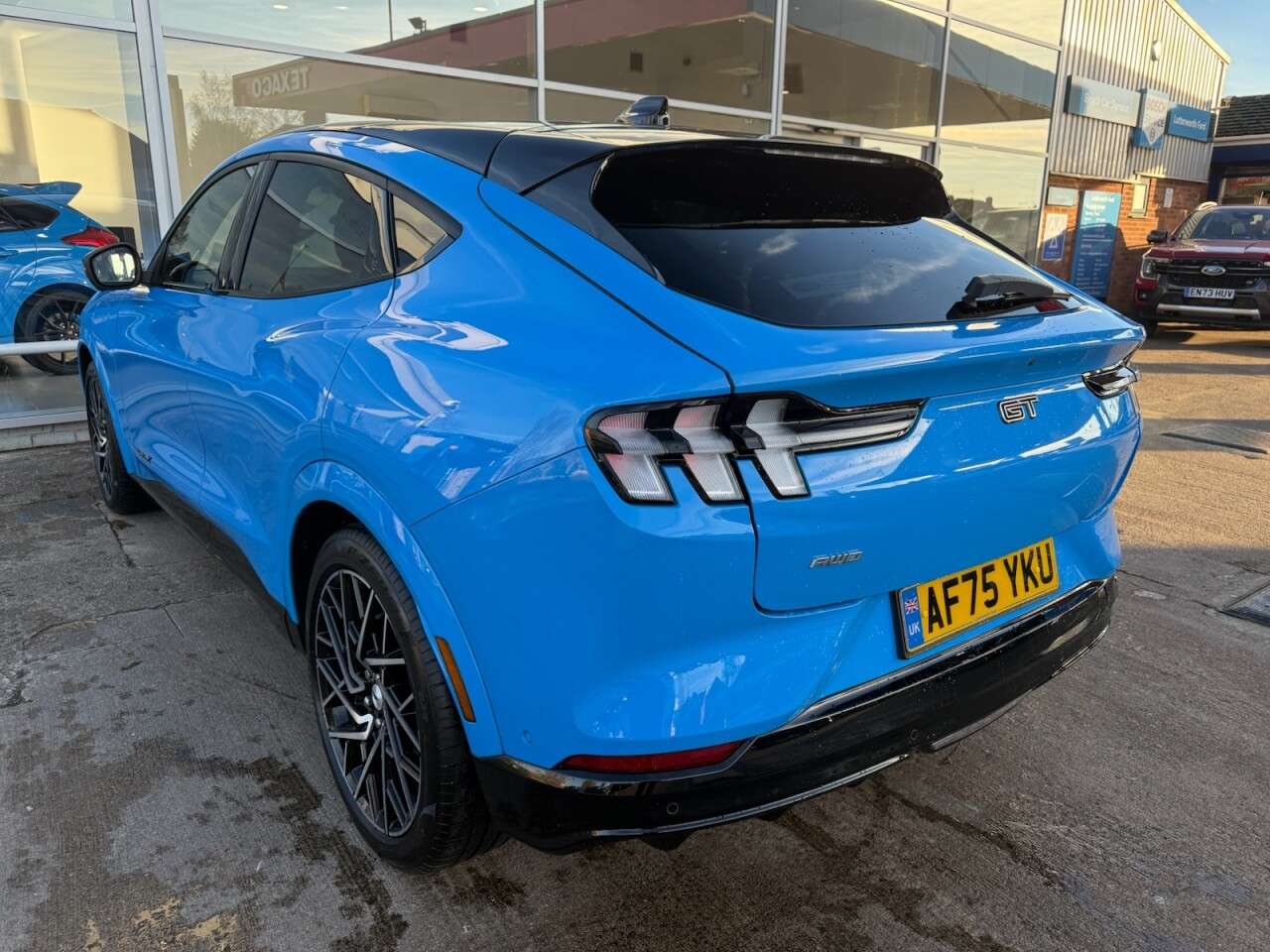 2025 FORD MUSTANG MACH-E 2025 FORD MUSTANG MACH-E