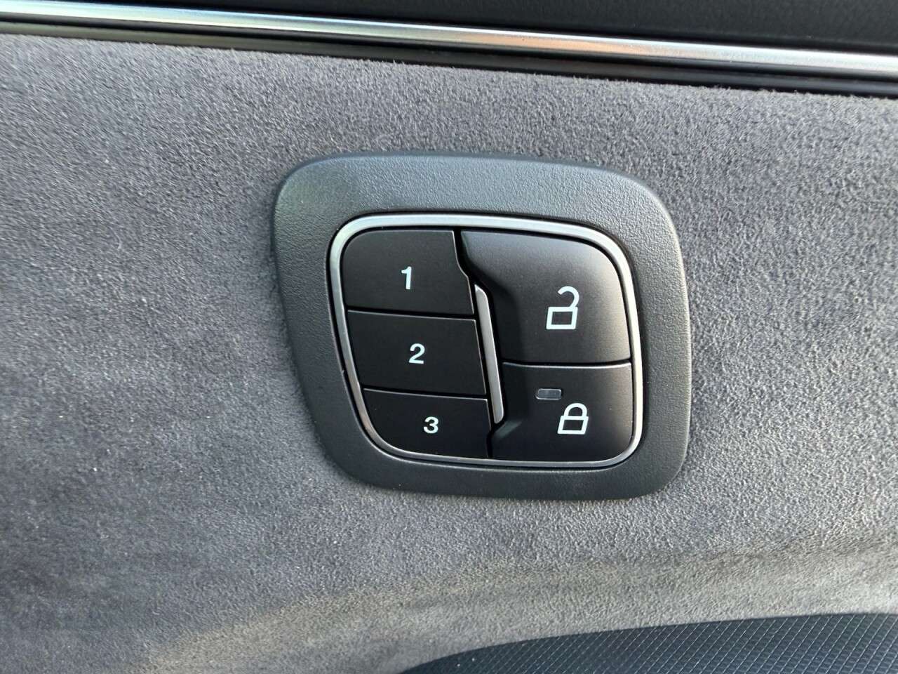 2025 FORD MUSTANG MACH-E 2025 FORD MUSTANG MACH-E