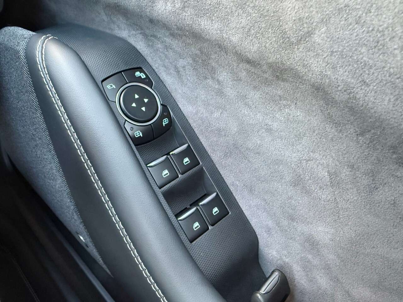 2025 FORD MUSTANG MACH-E 2025 FORD MUSTANG MACH-E